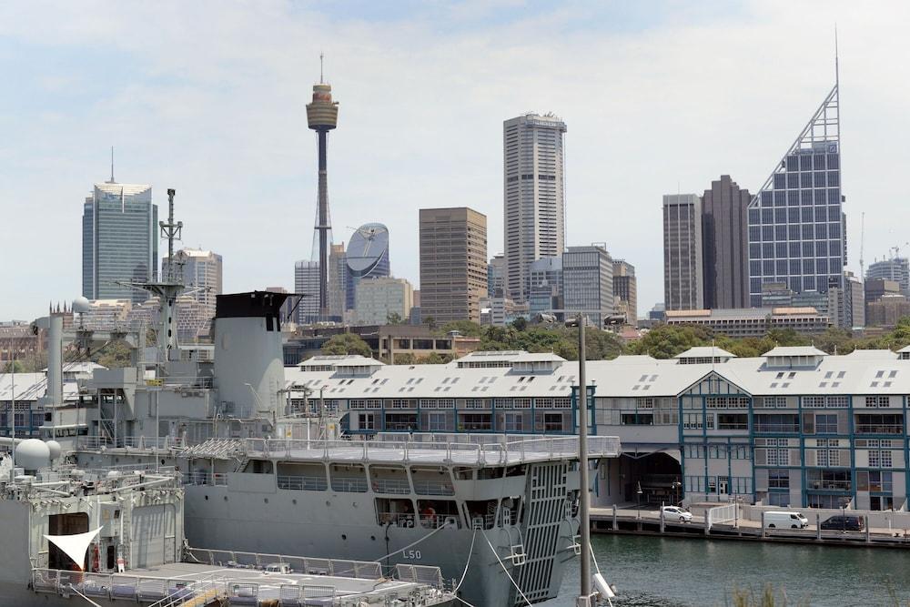Hotel Diplomat Sydney Bagian luar foto