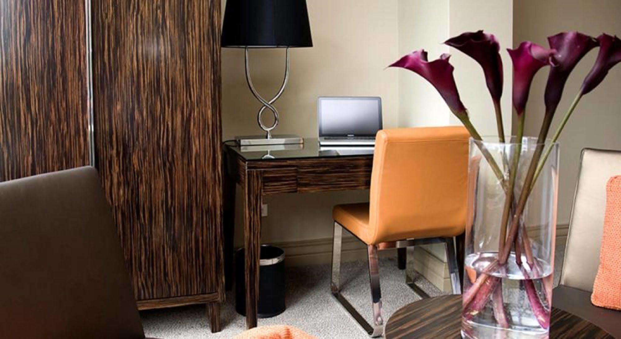Hotel Diplomat Sydney Bagian luar foto